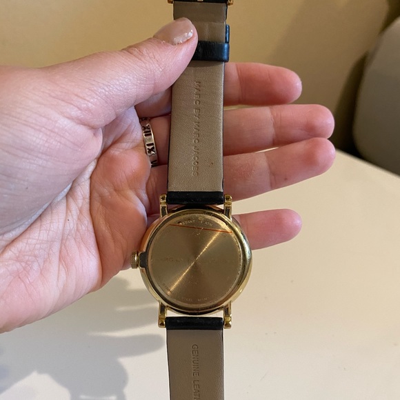 Marc Jacobs watch - Picture 5 of 8